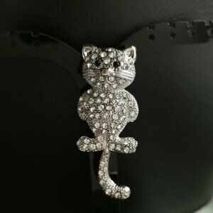 Silver crystal cat brooch pin moving tail 🆕